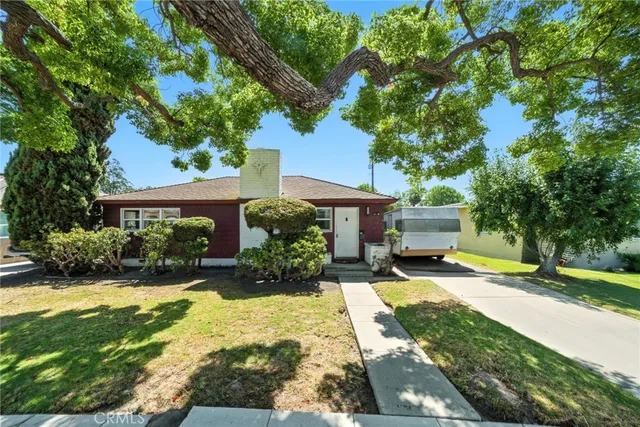 $950,000 | 1850 Fanwood Avenue, Long Beach, CA 90815