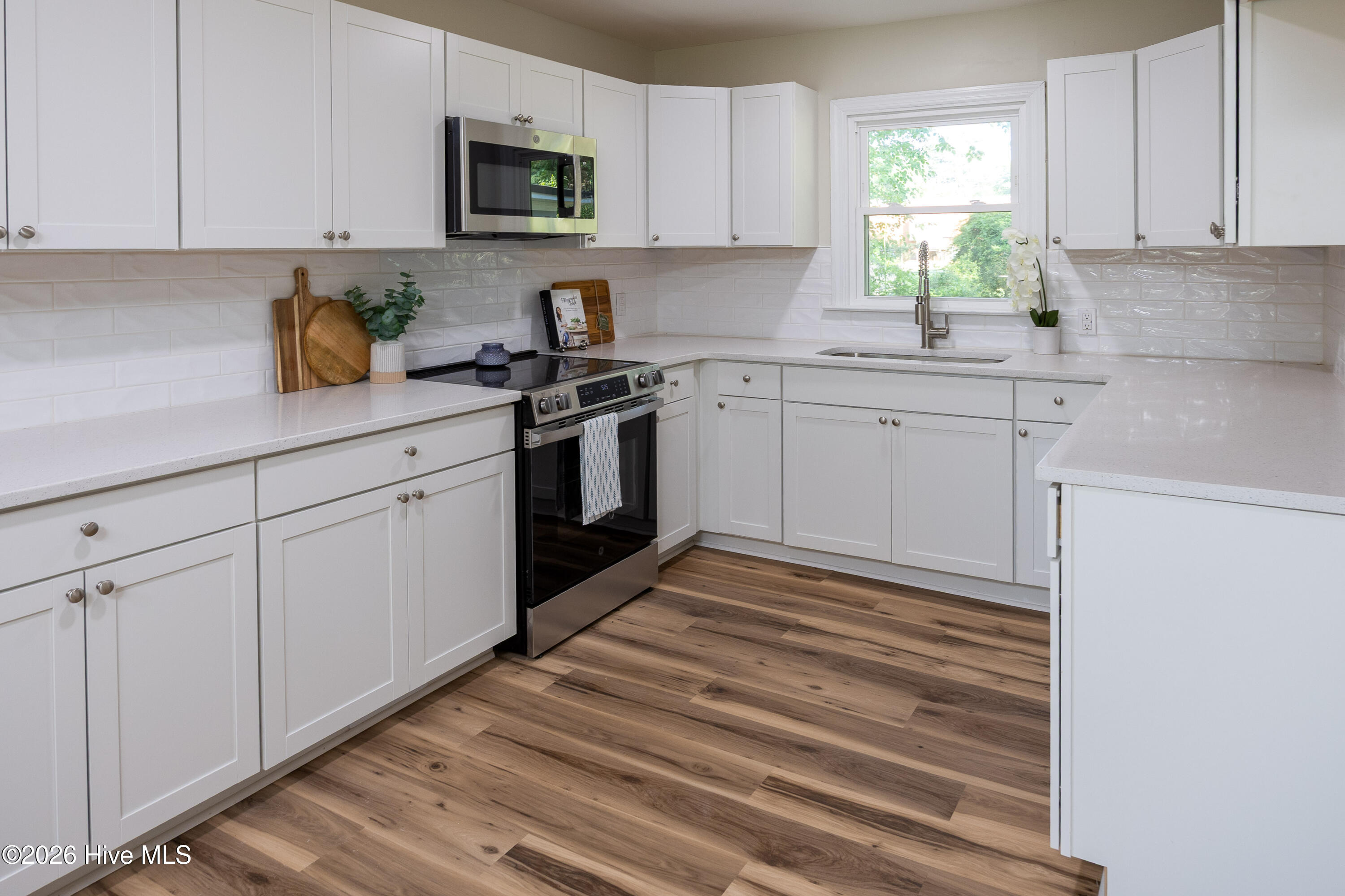 411 Lafayette Street Clinton, NC 28328 - Photo 7 of 24
