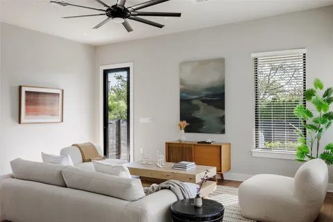 $1,650,000 | 2100 Chicon Street, Austin, TX 78722