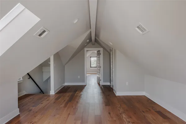 $1,650,000 | 2100 Chicon Street, Austin, TX 78722