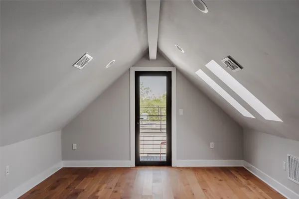 $1,650,000 | 2100 Chicon Street, Austin, TX 78722