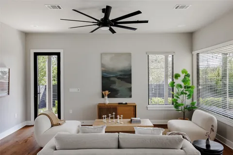 $1,650,000 | 2100 Chicon Street, Austin, TX 78722