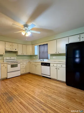 $1,950 | 44 Webb Street, Hamden, CT 06517