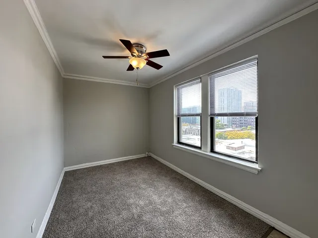 $1,650 | 661 West Sheridan Road, Unit 801, Chicago, IL 60613
