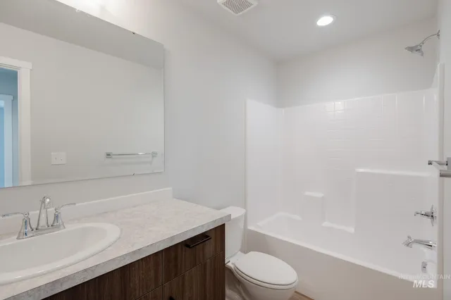 $469,990 | 13329 Cut Street, Caldwell, ID 83607