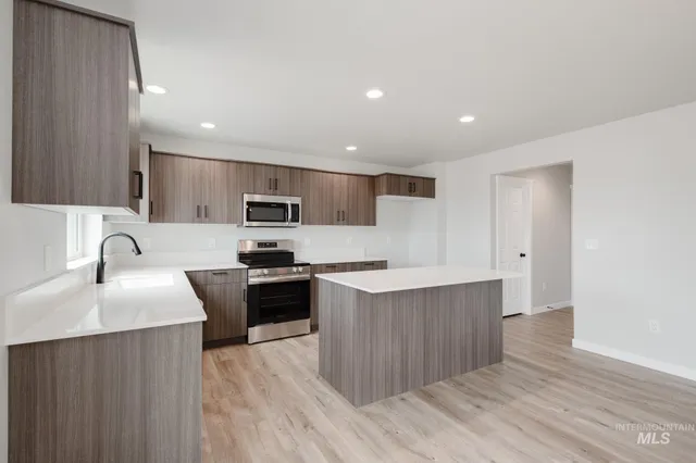 $469,990 | 13329 Cut Street, Caldwell, ID 83607