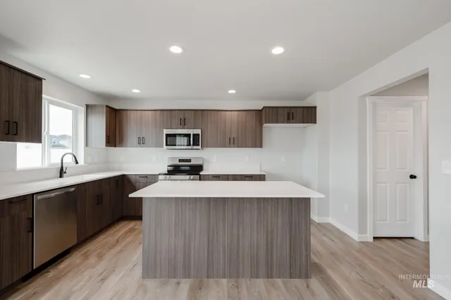 $469,990 | 13329 Cut Street, Caldwell, ID 83607