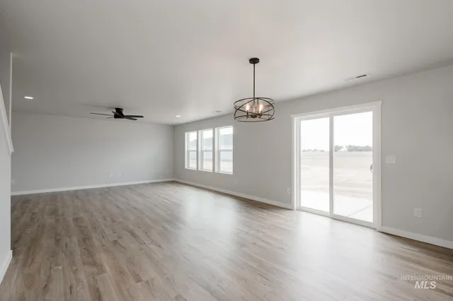 $469,990 | 13329 Cut Street, Caldwell, ID 83607