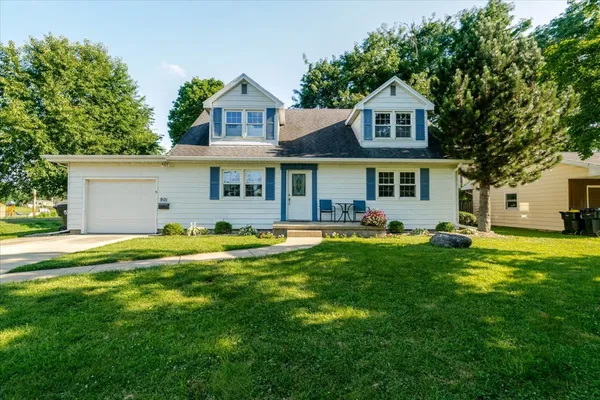 $249,900 | 901 Ruston Avenue, Normal, IL 61761