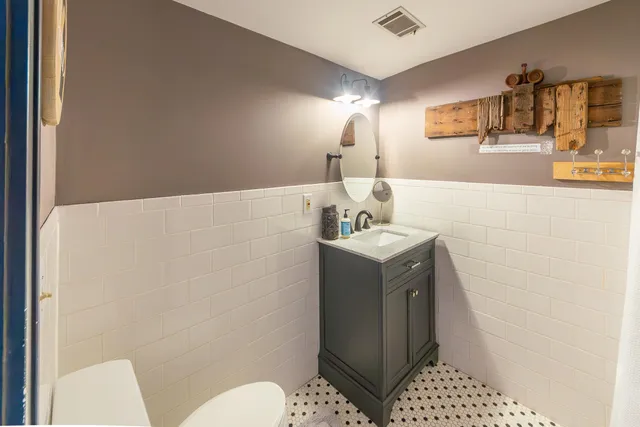 $3,500 | 104 West Main Street, Unit 304, Northville, MI 48167