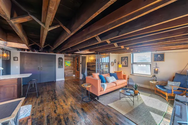 $3,500 | 104 West Main Street, Unit 304, Northville, MI 48167