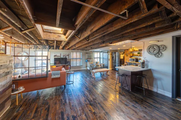 $3,500 | 104 West Main Street, Unit 304, Northville, MI 48167