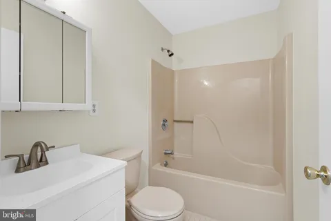 $525,000 | 8143 Lare Street, Philadelphia, PA 19128