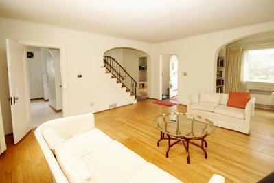 2338 Tipperary Road Kalamazoo, MI 49008 - Photo 4 of 24 Additional Photo
