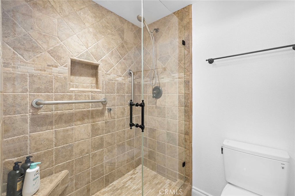 18 Navarre, Unit 133 Irvine, CA 92612 - Photo 14 of 32