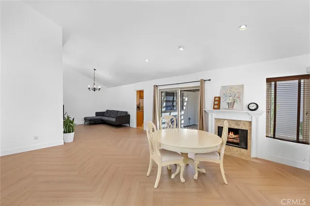 $1,250,000 | 18 Navarre, Unit 133, Irvine, CA 92612