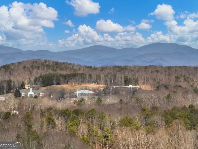 $649,000 | 221 Grand View Drive, Cleveland, GA 30528