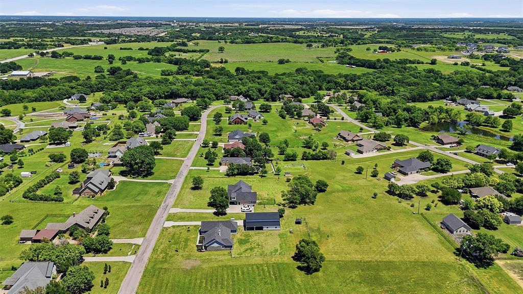 662 Preakness Place Road Van Alstyne, TX 75495 - Photo 35 of 39 a view of a city