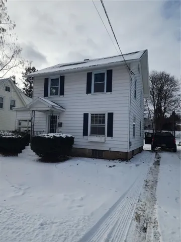 $189,900 | 40 Maple Street, Geneva City, NY 14456