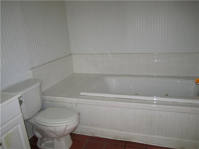 3570 Buffalo Road Summertown, TN 38483 - Photo 20 of 20 Bath #3