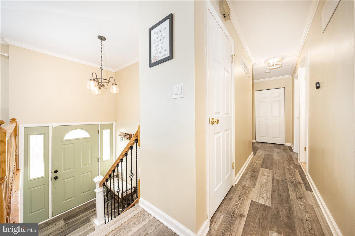 2536 Sandymount Road Finksburg, MD 21048 - Photo 17 of 41 Foyer