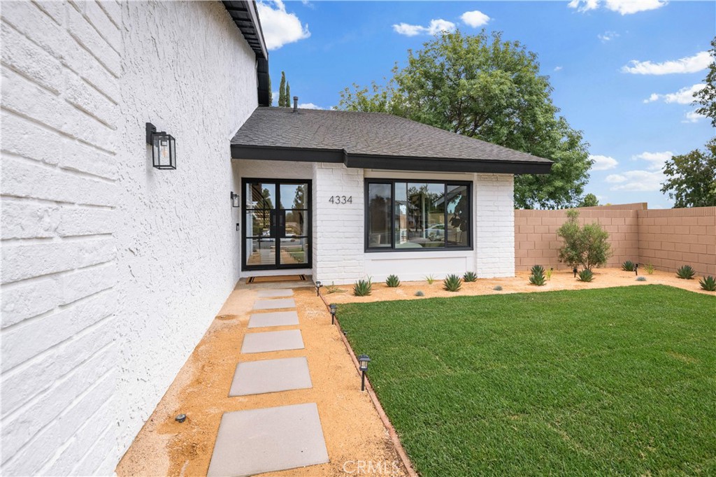 4334 East Ruth Place Orange, CA 92869 - Photo 4 of 44
