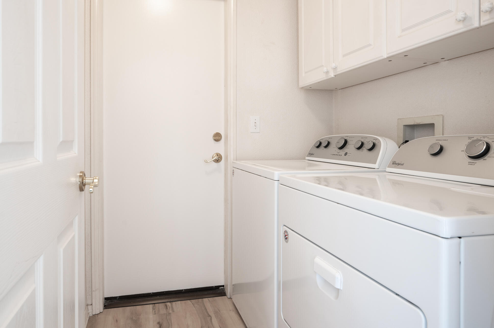246 Ranch Road Buellton, CA 93427 - Photo 15 of 21 Laundry Room