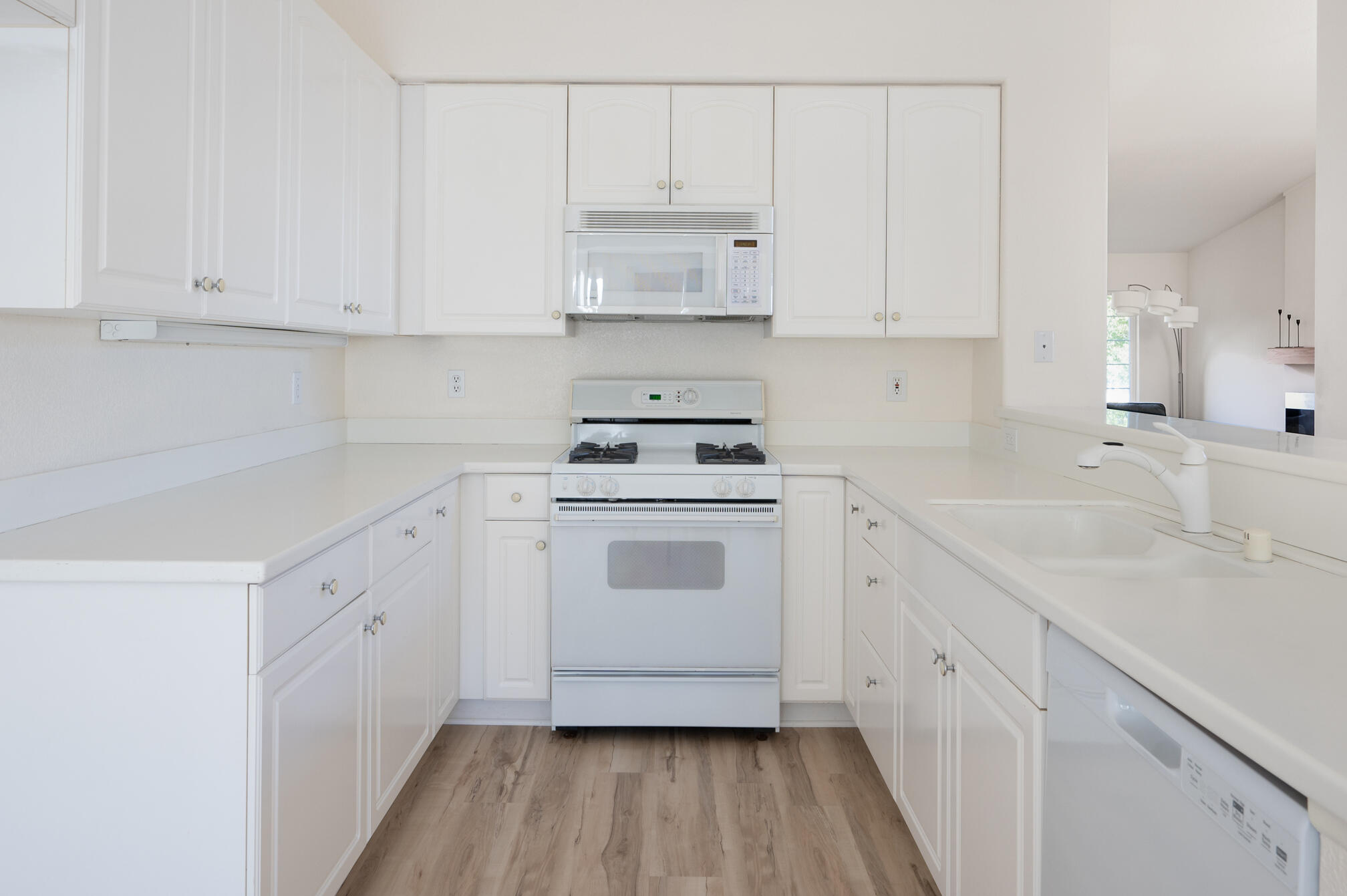 246 Ranch Road Buellton, CA 93427 - Photo 7 of 21 Kitchen