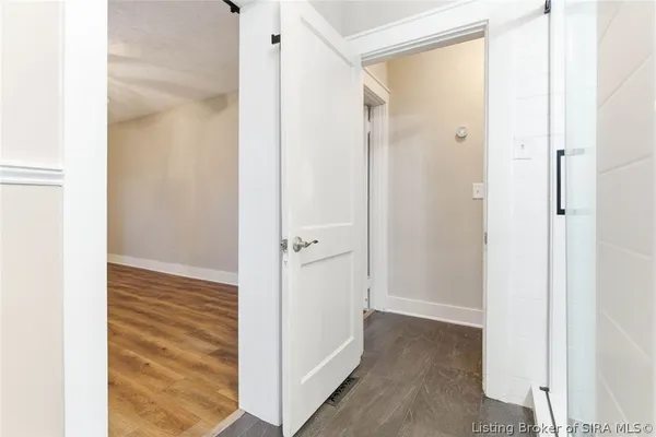 $359,000 | 626 Maple Lane, New Albany, IN 47150