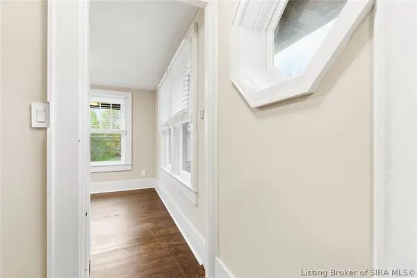 $359,000 | 626 Maple Lane, New Albany, IN 47150