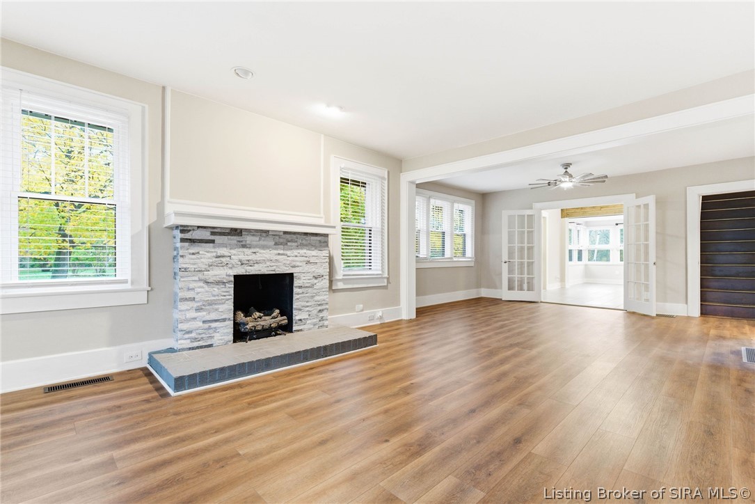 626 Maple Lane New Albany, IN 47150 - Photo 4 of 58