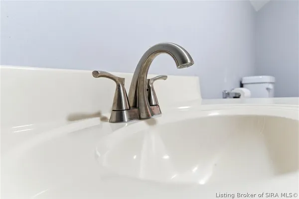 $359,000 | 626 Maple Lane, New Albany, IN 47150