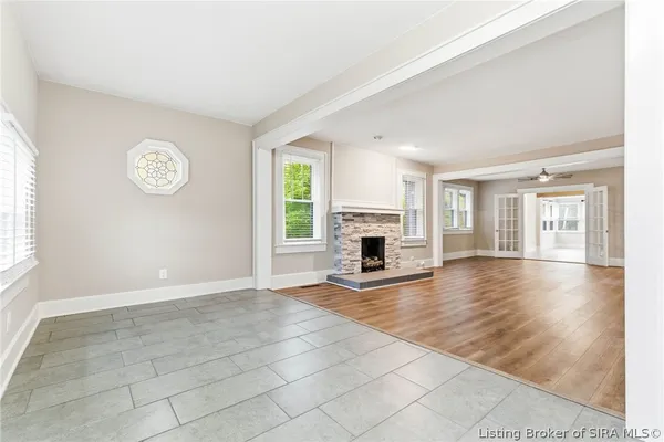 $359,000 | 626 Maple Lane, New Albany, IN 47150