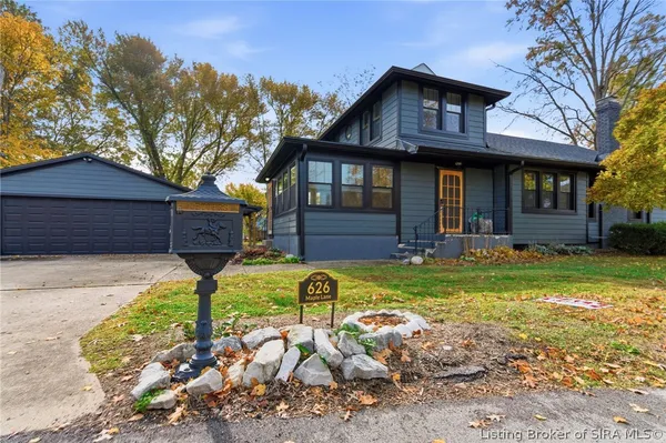 $359,000 | 626 Maple Lane, New Albany, IN 47150