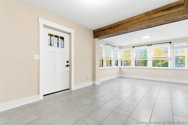 $359,000 | 626 Maple Lane, New Albany, IN 47150