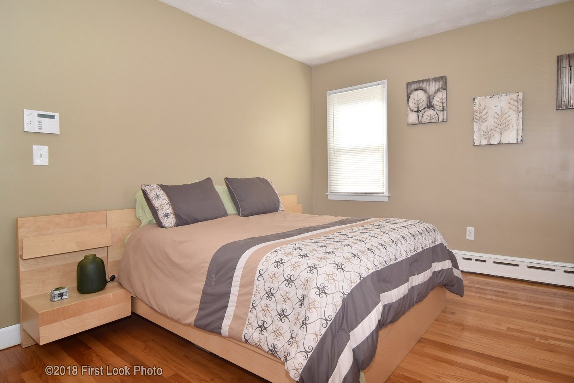 16 Cranberry Road North Providence, RI 02911 - Photo 13 of 37 Gallery Image 13