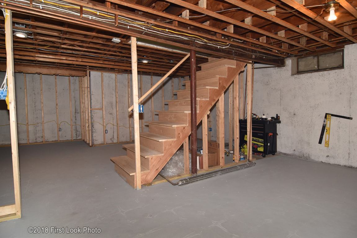 16 Cranberry Road North Providence, RI 02911 - Photo 29 of 37 Gallery Image 29