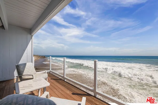 $3,550,000 | 11770 Pacific Coast Highway, Unit Q, Malibu, CA 90265