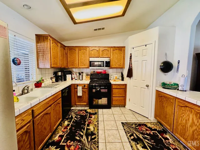 $354,999 | Undisclosed Address, Bakersfield, CA 93308