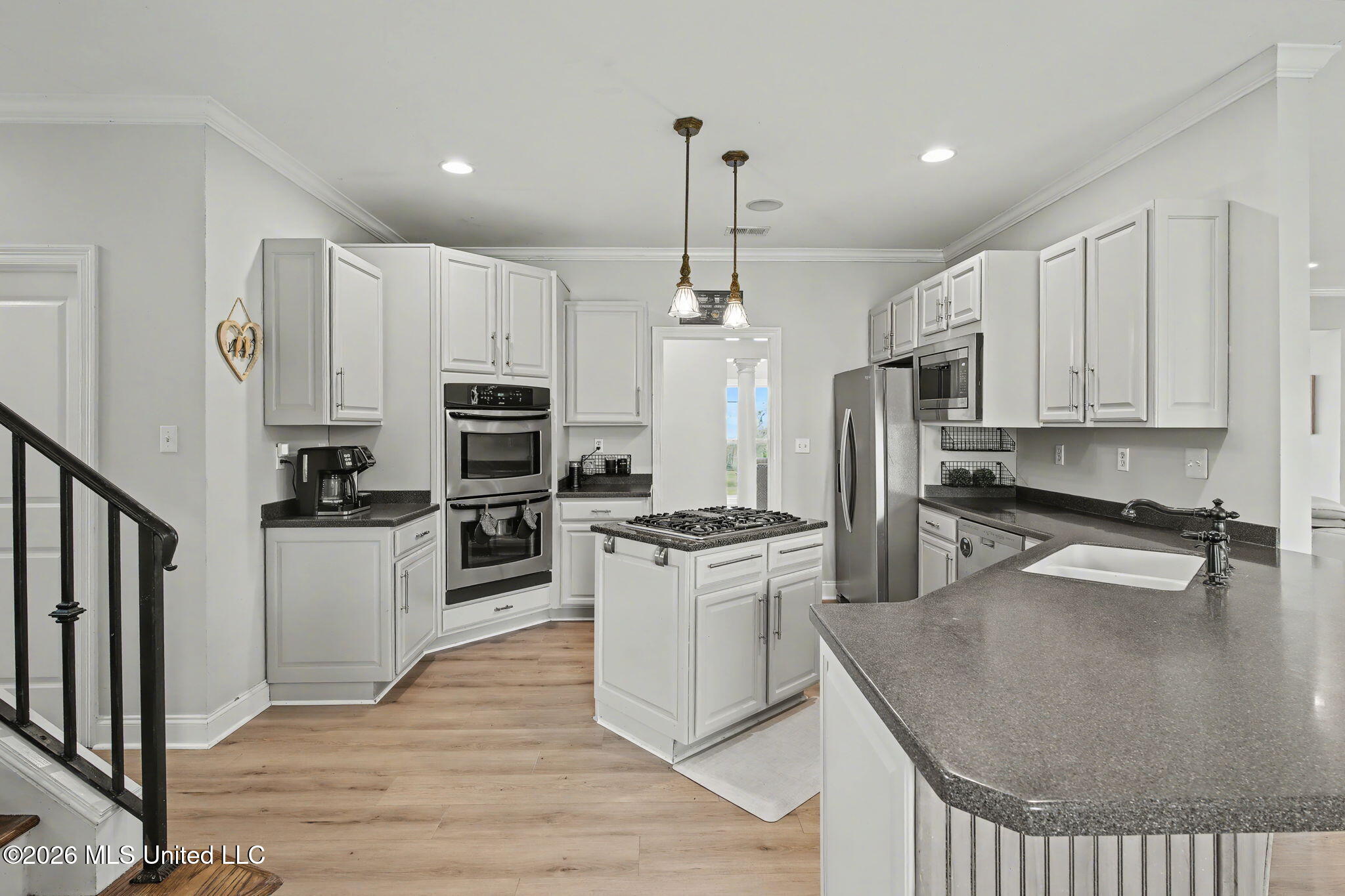 1785 Cashion Cove Hernando, MS 38632 - Photo 17 of 51 Kitchen