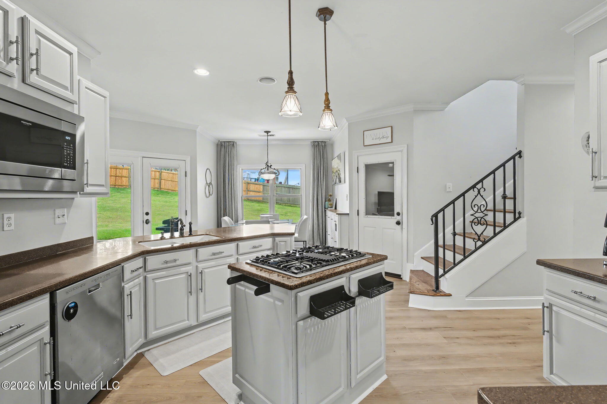 1785 Cashion Cove Hernando, MS 38632 - Photo 18 of 51 Kitchen