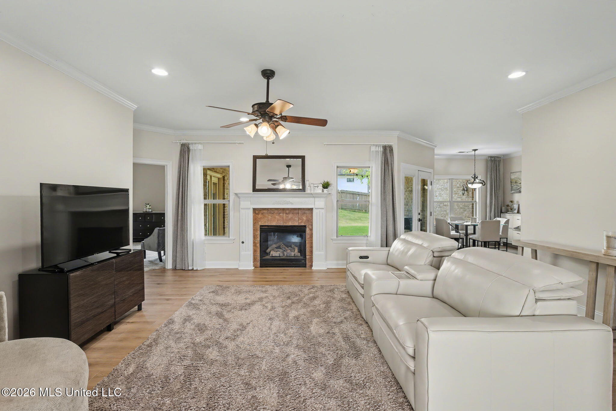 1785 Cashion Cove Hernando, MS 38632 - Photo 2 of 51 Great Room