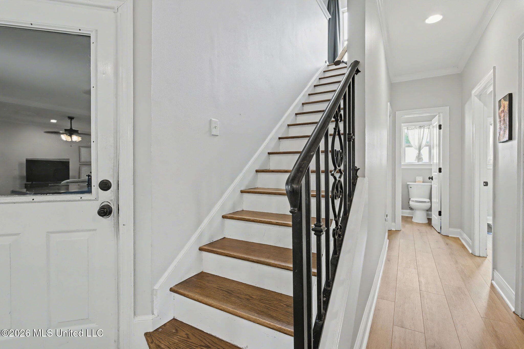 1785 Cashion Cove Hernando, MS 38632 - Photo 34 of 51 Stairs