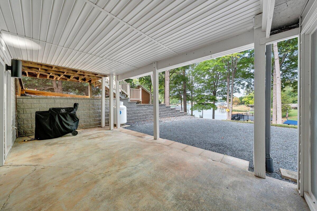 320 Fingerlake Road Penhook, VA 24137 - Photo 29 of 90 MIB07030