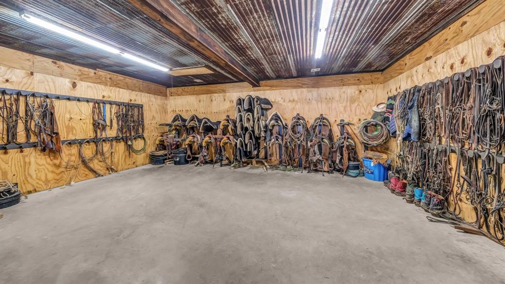 501 Grimes Road Mineral Wells, TX 76067 - Photo 27 of 40 a view of a room with lots of trees