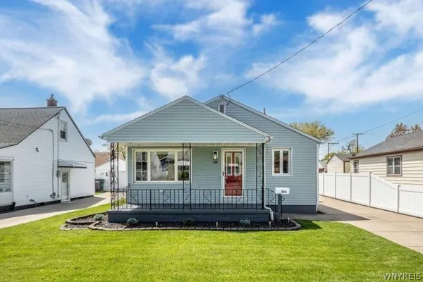 $195,000 | 264 69th Street, Niagara Falls, NY 14304