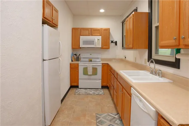 $130,000 | 222 Second Street North, Jeannette, PA 15644