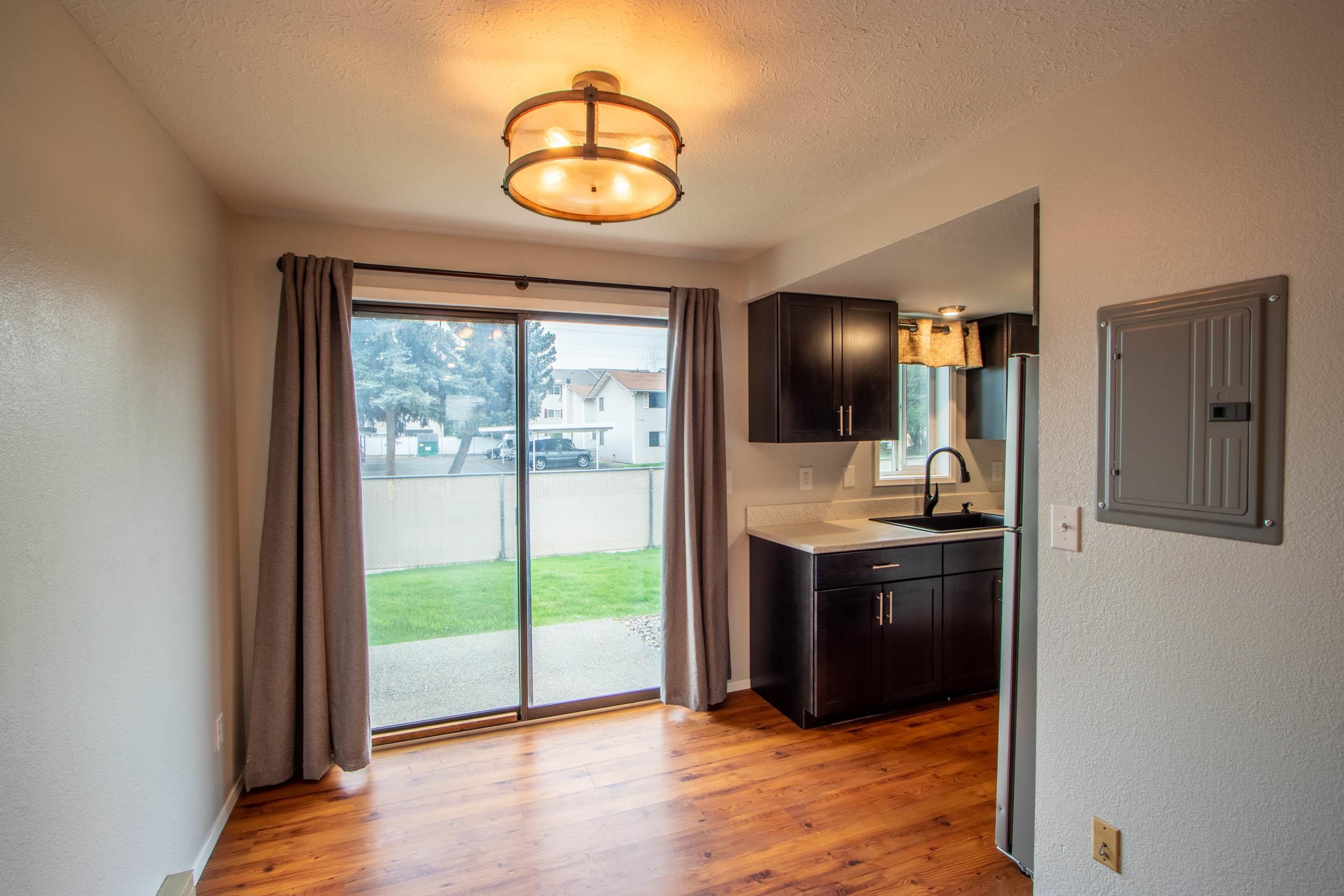 2111 North Houk Road, Unit 6 Spokane Valley, WA 99216 - Photo 8 of 33 Gallery Image 8