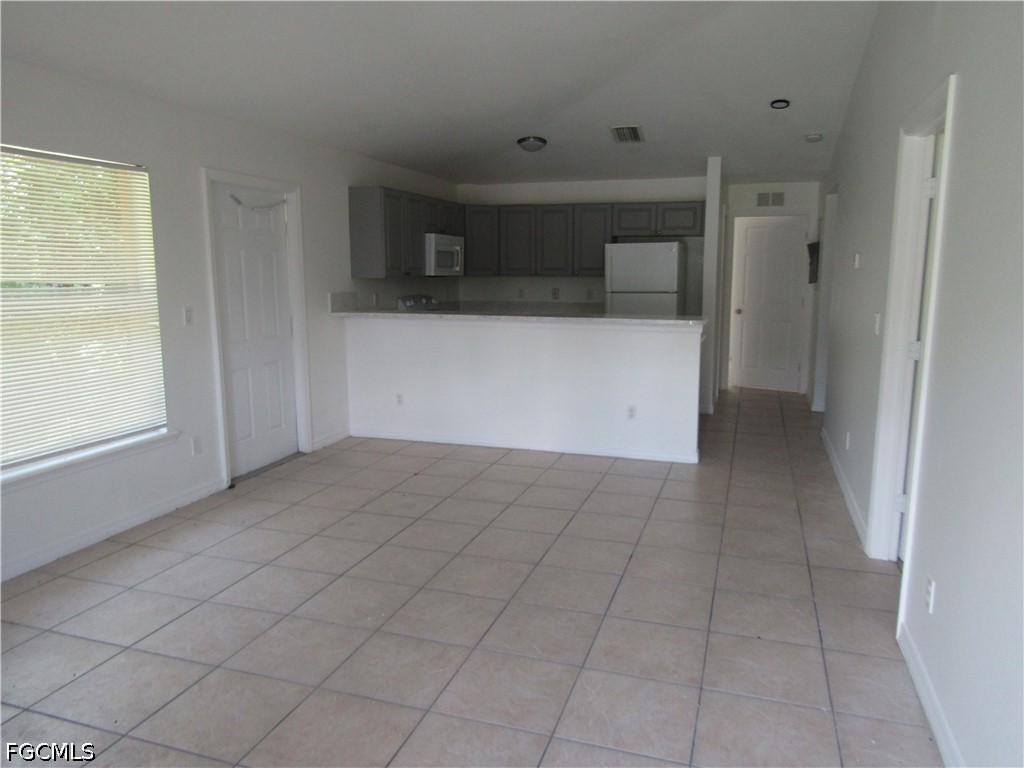 627 Meadow Road Lehigh Acres, FL 33973 - Photo 2 of 5