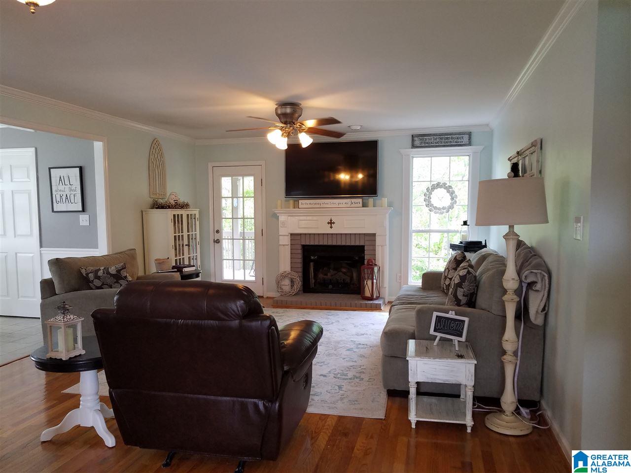 6254 Spring Hollow Road Gardendale, AL 35071 - Photo 2 of 12